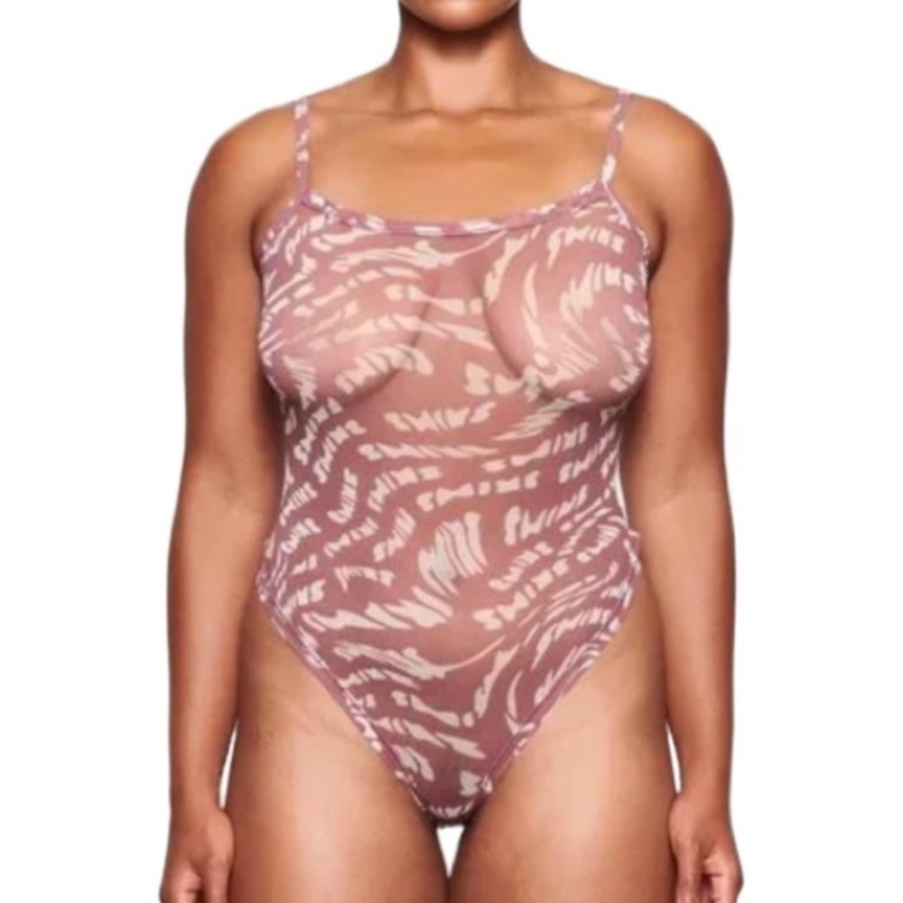 Skims Summer Mesh Raspberry Swirl Bodysuit - Picture 2 of 12